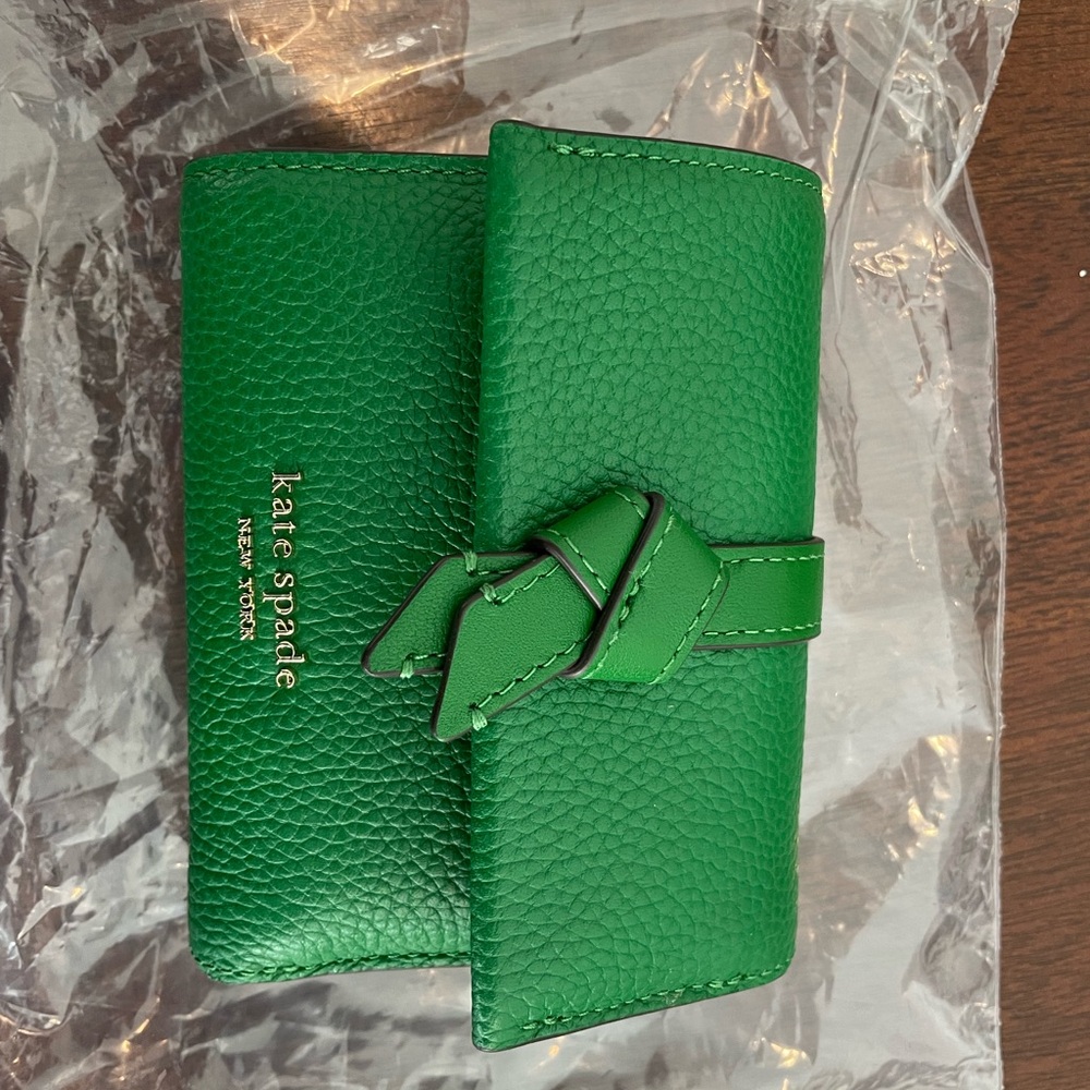 Kate Spade Green Leather Wallet